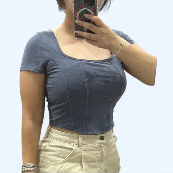 Hollister Steel Blue Baby Tee - Picture 3 of 3